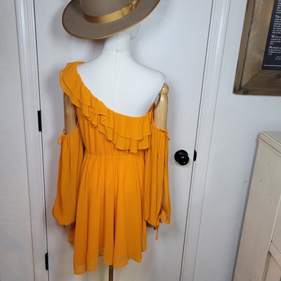 Revolve x Michael Costello Everett One Shoulder Orange Shift Dress Size Small - Picture 10 of 12